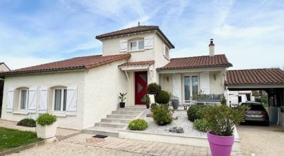 Maison 5 pièces de 115 m² à Chasseneuil-du-Poitou (86360)