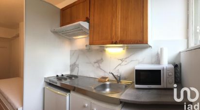 Studio 1 room of 10 m² in Chatou (78400)