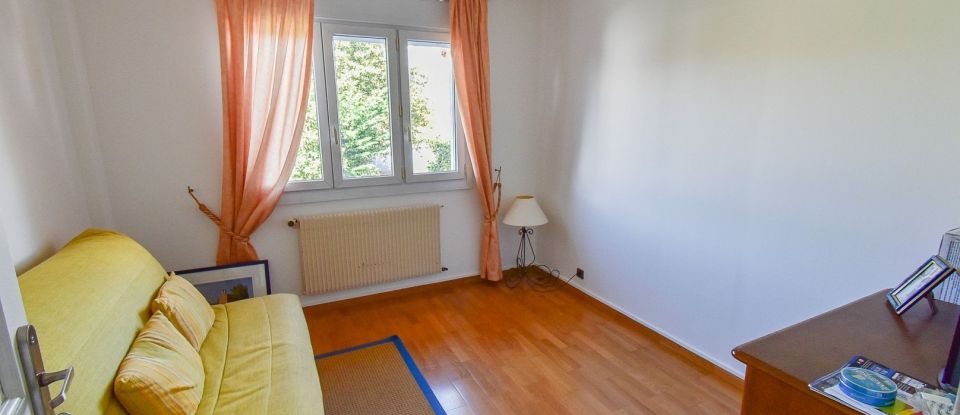 Maison 5 pièces de 136 m² à Montfermeil (93370)