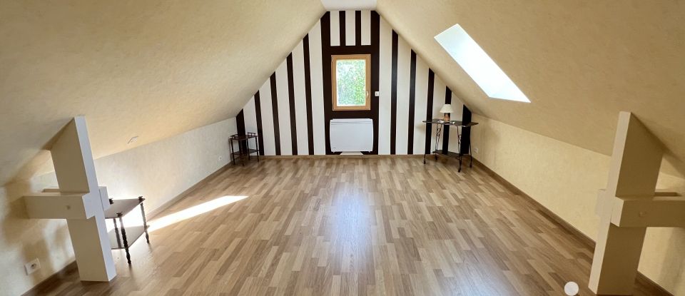 Maison 8 pièces de 200 m² à Deauville (14800)