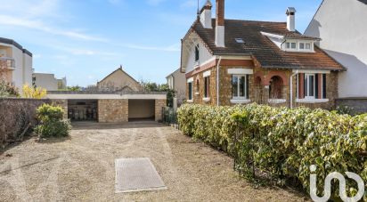 Traditional house 7 rooms of 127 m² in Croissy-sur-Seine (78290)