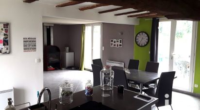 Maison 5 pièces de 110 m² à Châtillon-sur-Colmont (53100)