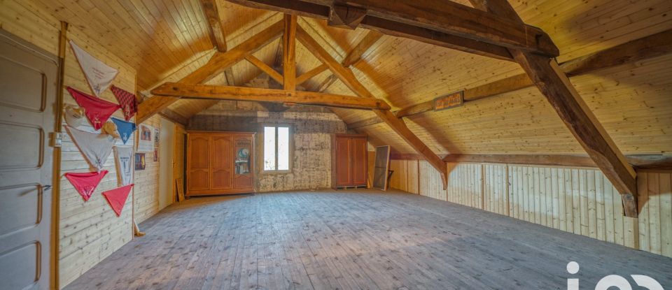 Gîte 12 pièces de 365 m² à Saint-Siméon-de-Bressieux (38870)