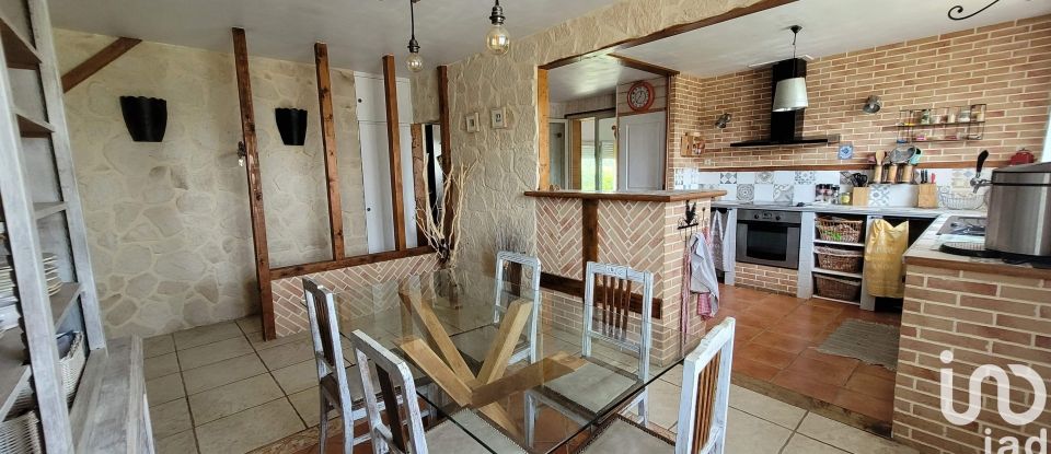 Appartement 6 pièces de 144 m² à Montgaillard (40500)