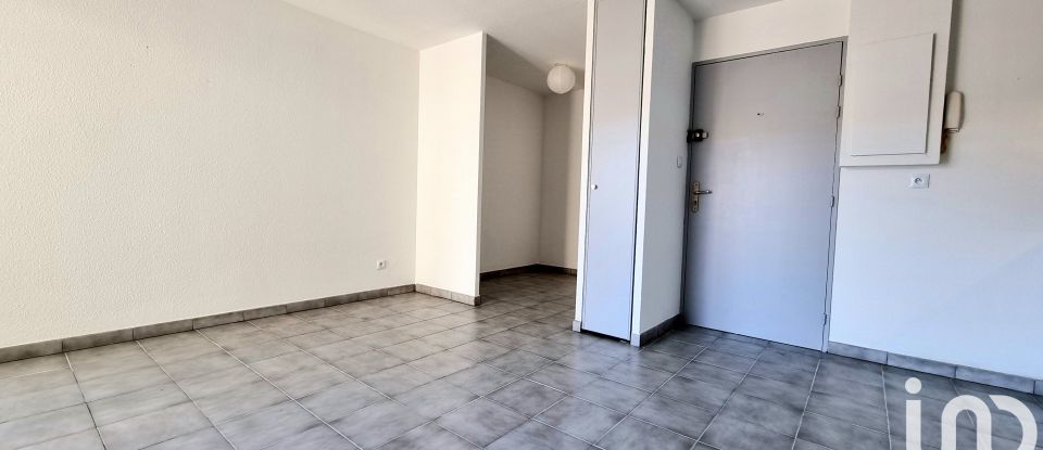 Studio 1 room of 26 m² in Sète (34200)