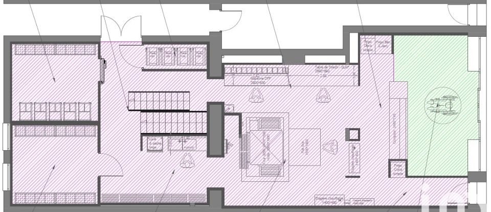 Immeuble de 142 m² à Saint-Hilaire-du-Harcouët (50600)