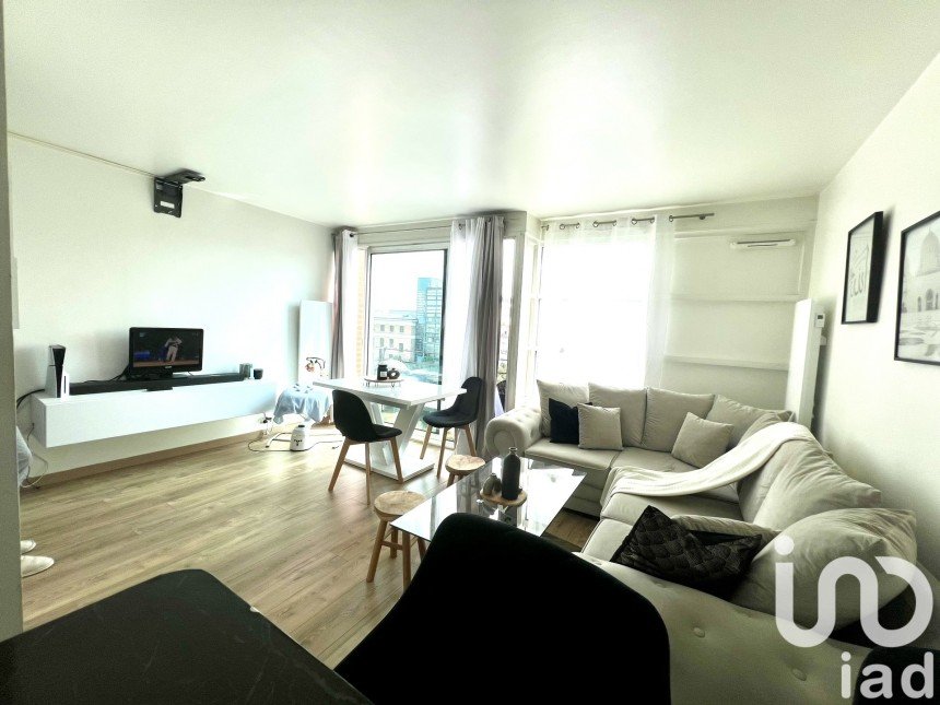 Apartment 2 rooms of 43 m² in Saint-Denis (93210)