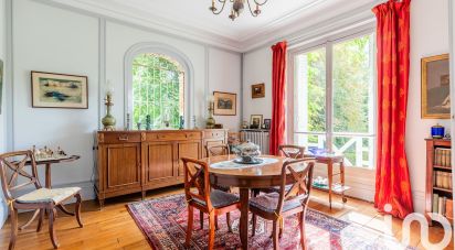 Mansion 9 rooms of 220 m² in Ablon-sur-Seine (94480)