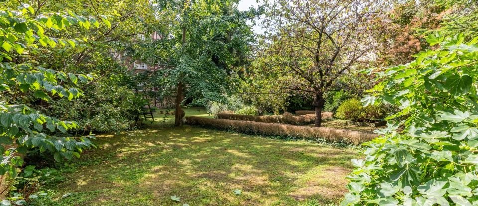 Demeure 9 pièces de 220 m² à Ablon-sur-Seine (94480)