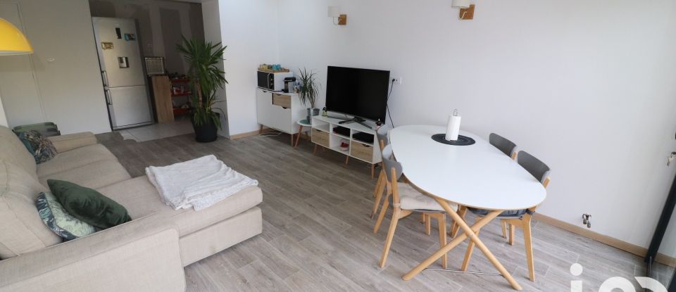 Appartement 3 pièces de 65 m² à Champagne-sur-Seine (77430)