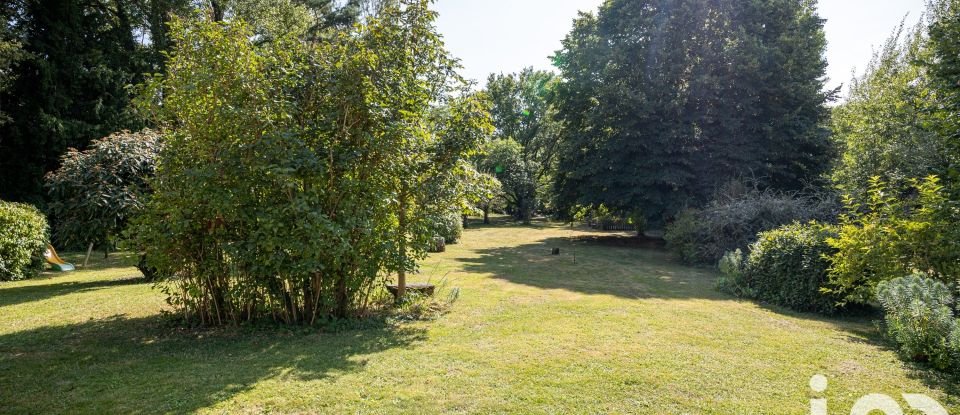 Longère 6 pièces de 209 m² à Vennecy (45760)