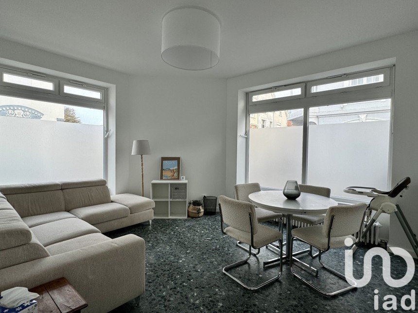 Apartment 3 rooms of 54 m² in Berck (62600)