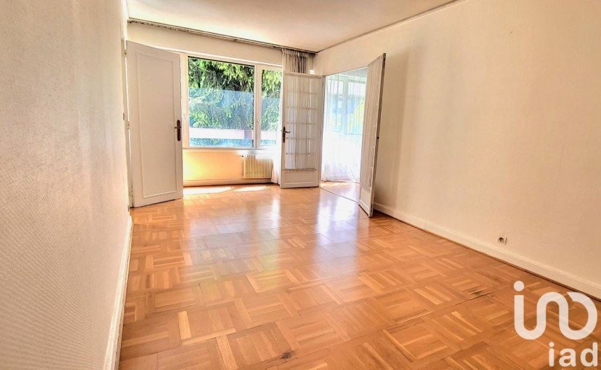 Appartement 3 pièces de 93 m² à Montreuil (93100)