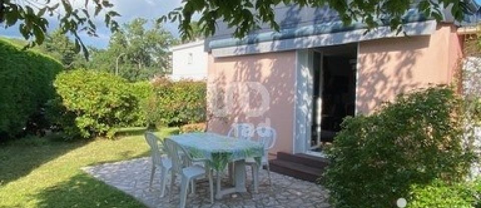 Traditional house 6 rooms of 116 m² in Hennebont (56700)