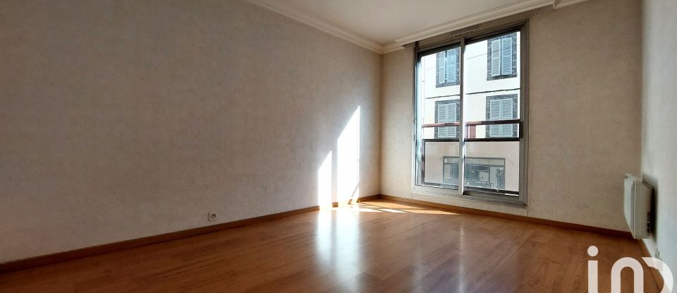 Apartment 3 rooms of 84 m² in Clermont-Ferrand (63000)