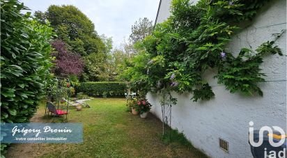 House 5 rooms of 110 m² in Montcourt-Fromonville (77140)