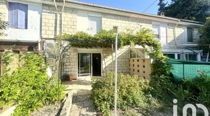 Maison 4 pièces de 79 m² à Avignon (84000)