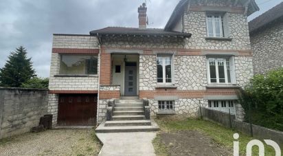 Maison 6 pièces de 130 m² à Saint-Pierre-lès-Nemours (77140)