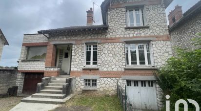 Maison 6 pièces de 130 m² à Saint-Pierre-lès-Nemours (77140)