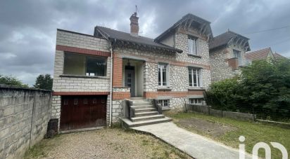 Maison 6 pièces de 130 m² à Saint-Pierre-lès-Nemours (77140)