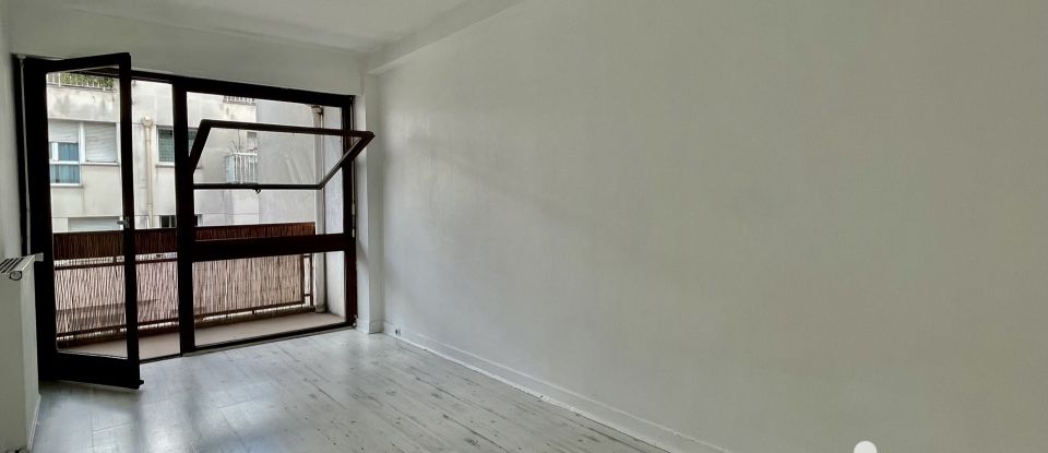 Apartment 2 rooms of 46 m² in Paris (75012)