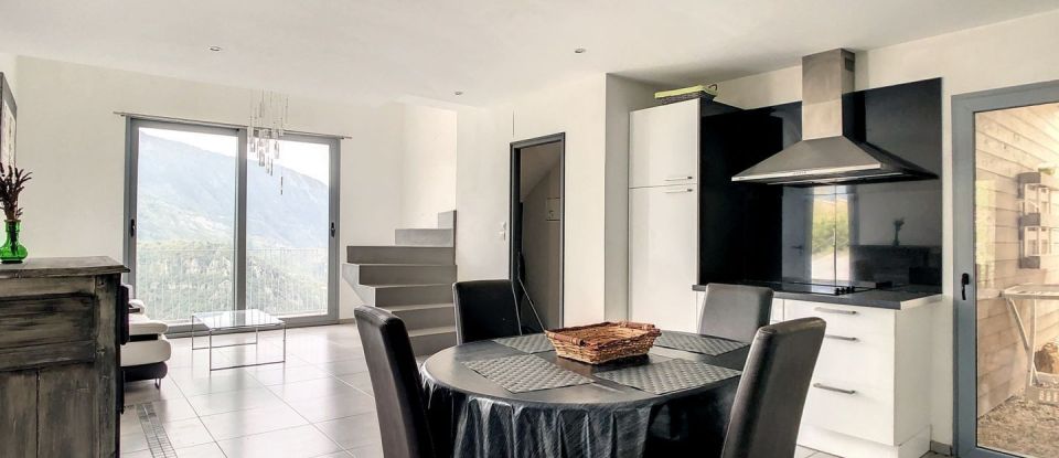 Maison 4 pièces de 73 m² à Rimplas (06420)