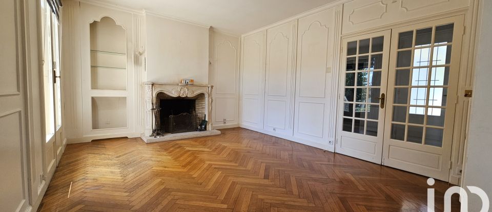 House 5 rooms of 120 m² in Maurs (15600)