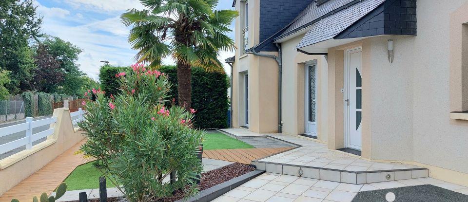 Pavilion 7 rooms of 165 m² in BRAIN-SUR-L'AUTHION (49800)