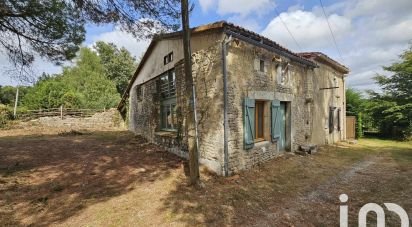 Maison de campagne 6 pièces de 177 m² à Saint-Gourson (16700)