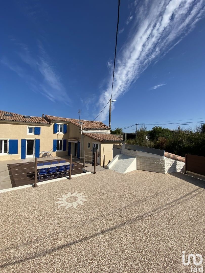 House 7 rooms of 177 m² in Meschers-sur-Gironde (17132)