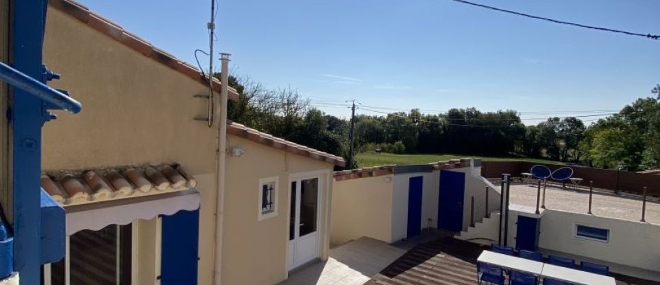 House 7 rooms of 177 m² in Meschers-sur-Gironde (17132)