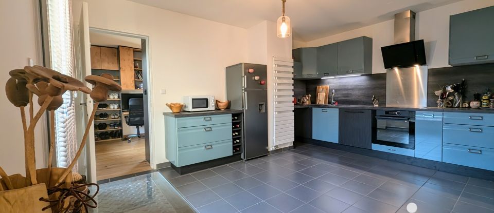 Duplex 5 pièces de 106 m² à Chartres (28000)