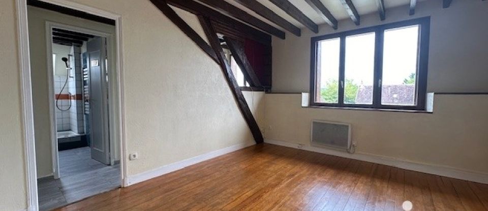 Town house 7 rooms of 168 m² in Saint-Clément (89100)