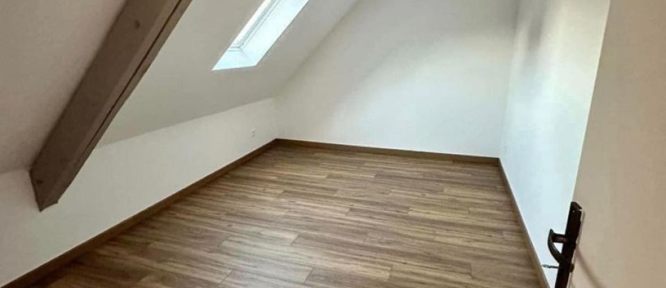 Maison 5 pièces de 130 m² à Bruay-la-Buissière (62700)