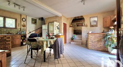 Longere 4 rooms of 140 m² in Le Breil-sur-Mérize (72370)