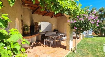 House 6 rooms of 160 m² in Le Soler (66270)