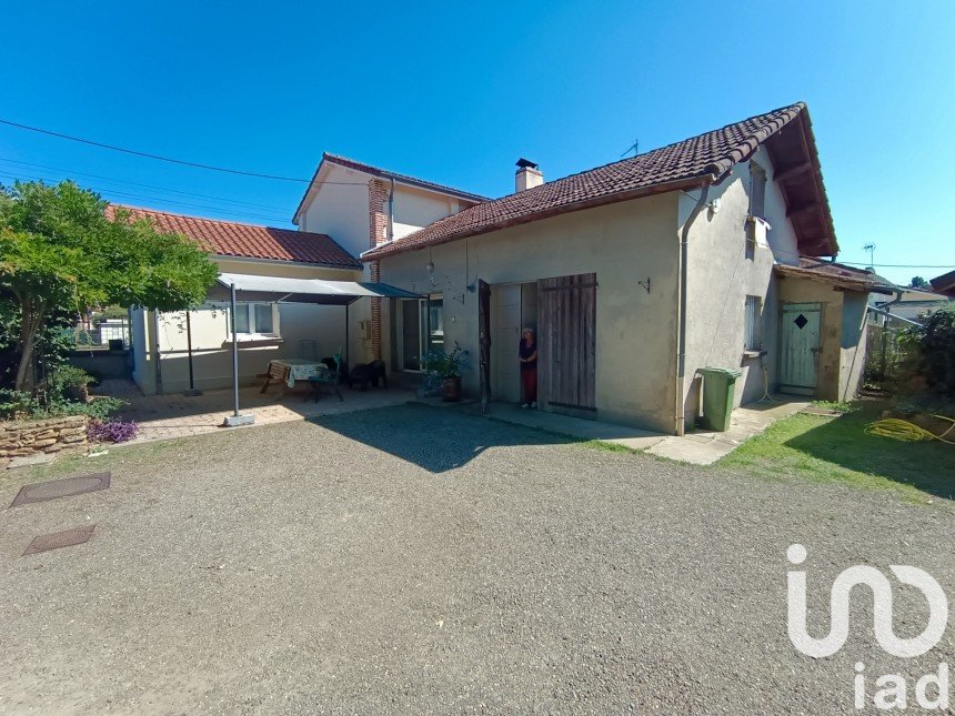 Maison 6 pièces de 128 m² à Villeneuve-de-Marsan (40190)