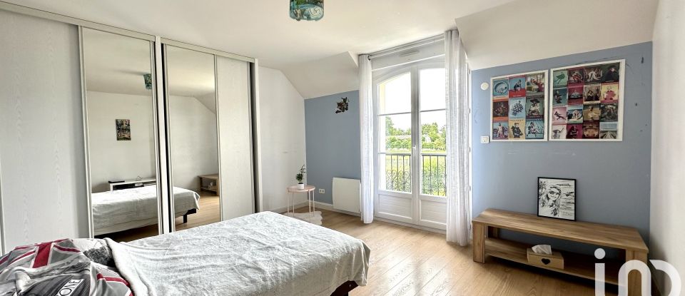 Maison 9 pièces de 304 m² à Barbery (60810)