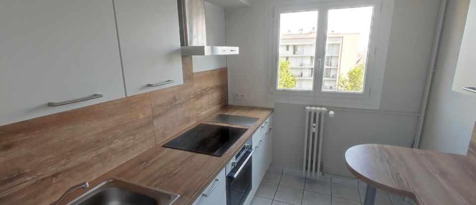 Appartement 4 pièces de 65 m² à Rennes (35000)