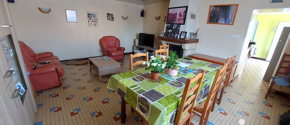 Traditional house 5 rooms of 101 m² in La Meilleraie-Tillay (85700)