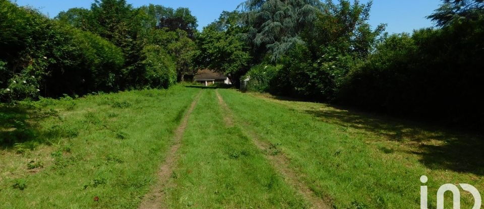 House 7 rooms of 165 m² in Goupillières (78770)