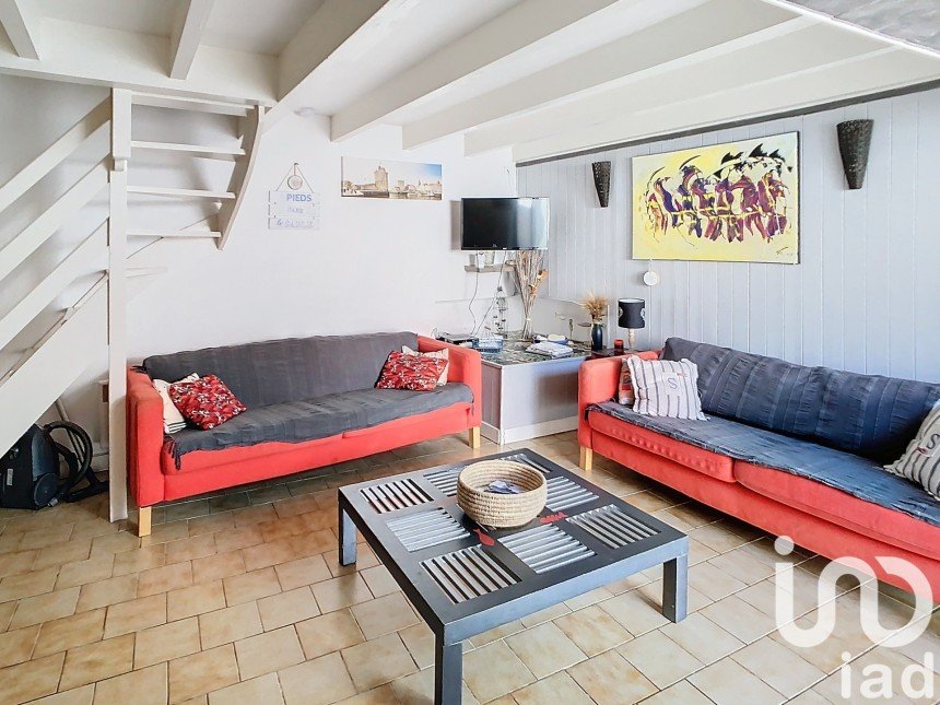 Village house 4 rooms of 70 m² in La Couarde-sur-Mer (17670)