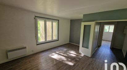 Appartement 3 pièces de 70 m² à Saint-Mammès (77670)