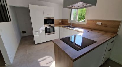 Maison 4 pièces de 87 m² à Vinon-sur-Verdon (83560)