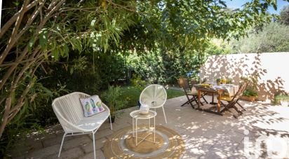 House 4 rooms of 83 m² in Aix-en-Provence (13090)