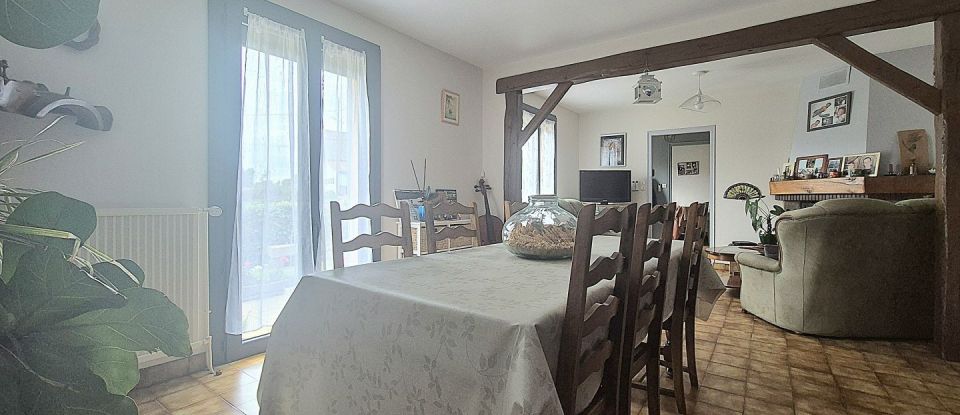 Maison 4 pièces de 93 m² à Faye-l'Abbesse (79350)