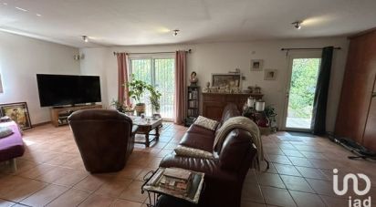 House 4 rooms of 127 m² in Vedène (84270)