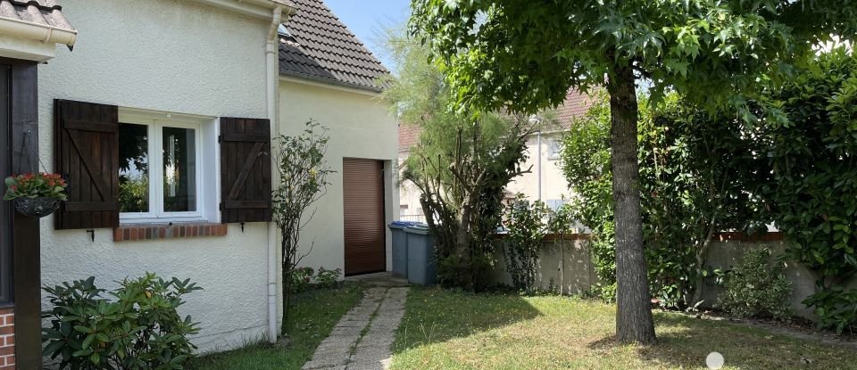 House 6 rooms of 127 m² in Fleury-les-Aubrais (45400)