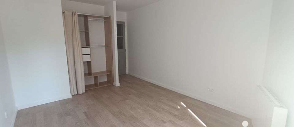 Maison de ville 3 pièces de 105 m² à Sury-le-Comtal (42450)