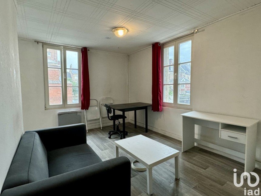 Apartment 2 rooms of 31 m² in Amiens (80000)